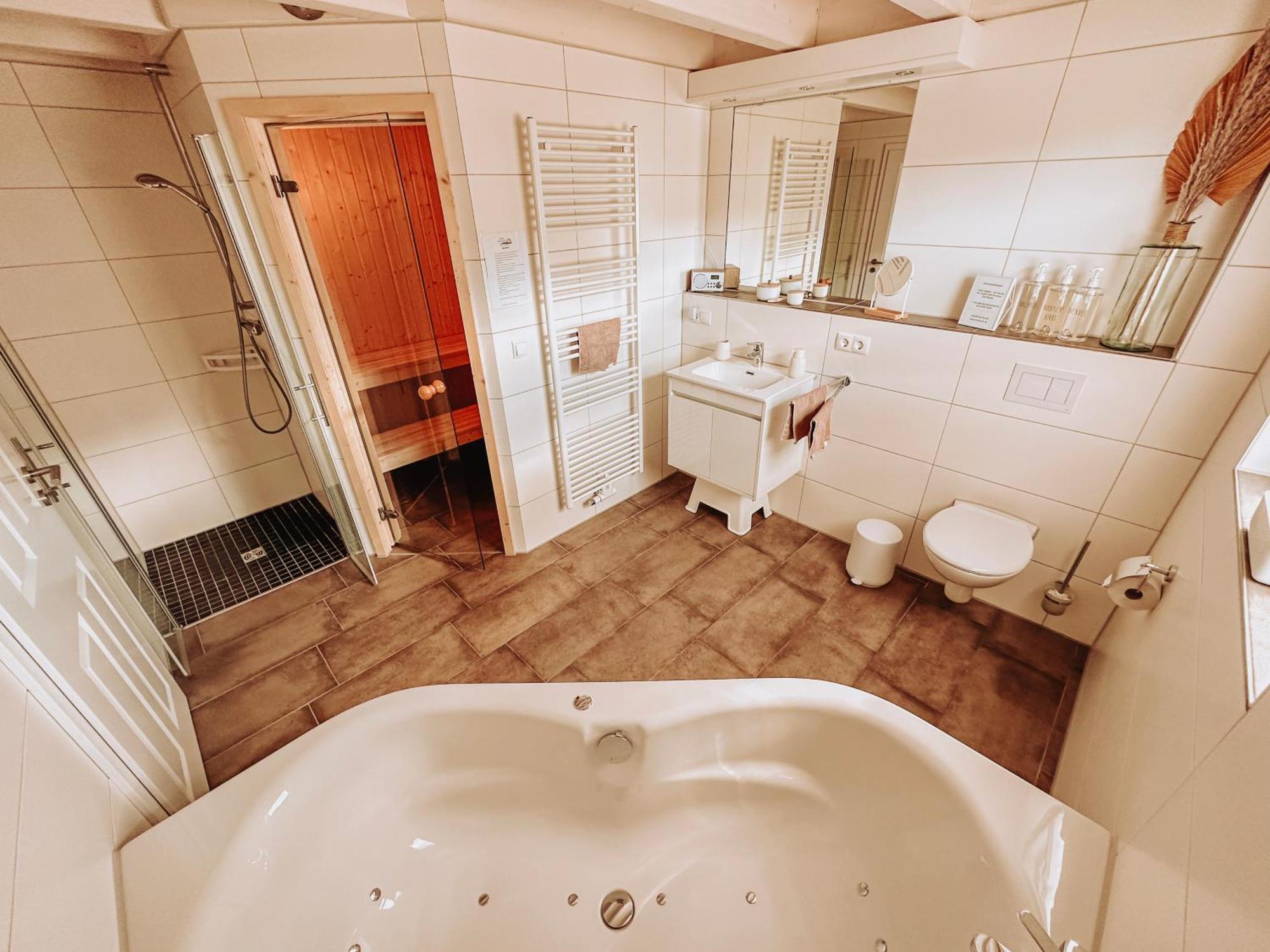 Malerisch Am See Mit Kamin, Sauna & Whirlpool Nordhorn Luaran gambar